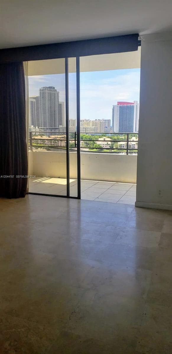 600 Three Islands Blvd 1218 photo 16