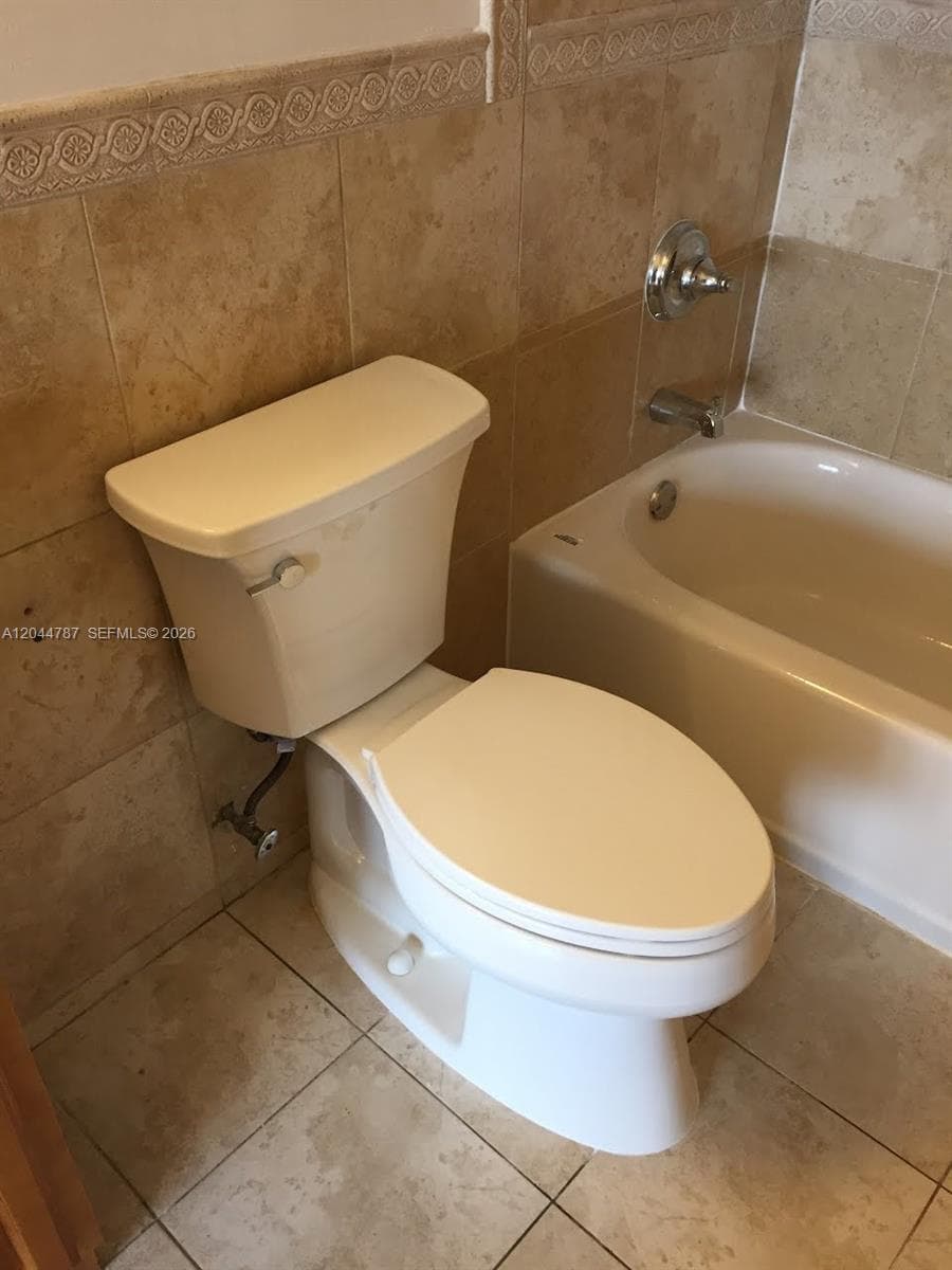 600 Three Islands Blvd 1218 photo 12