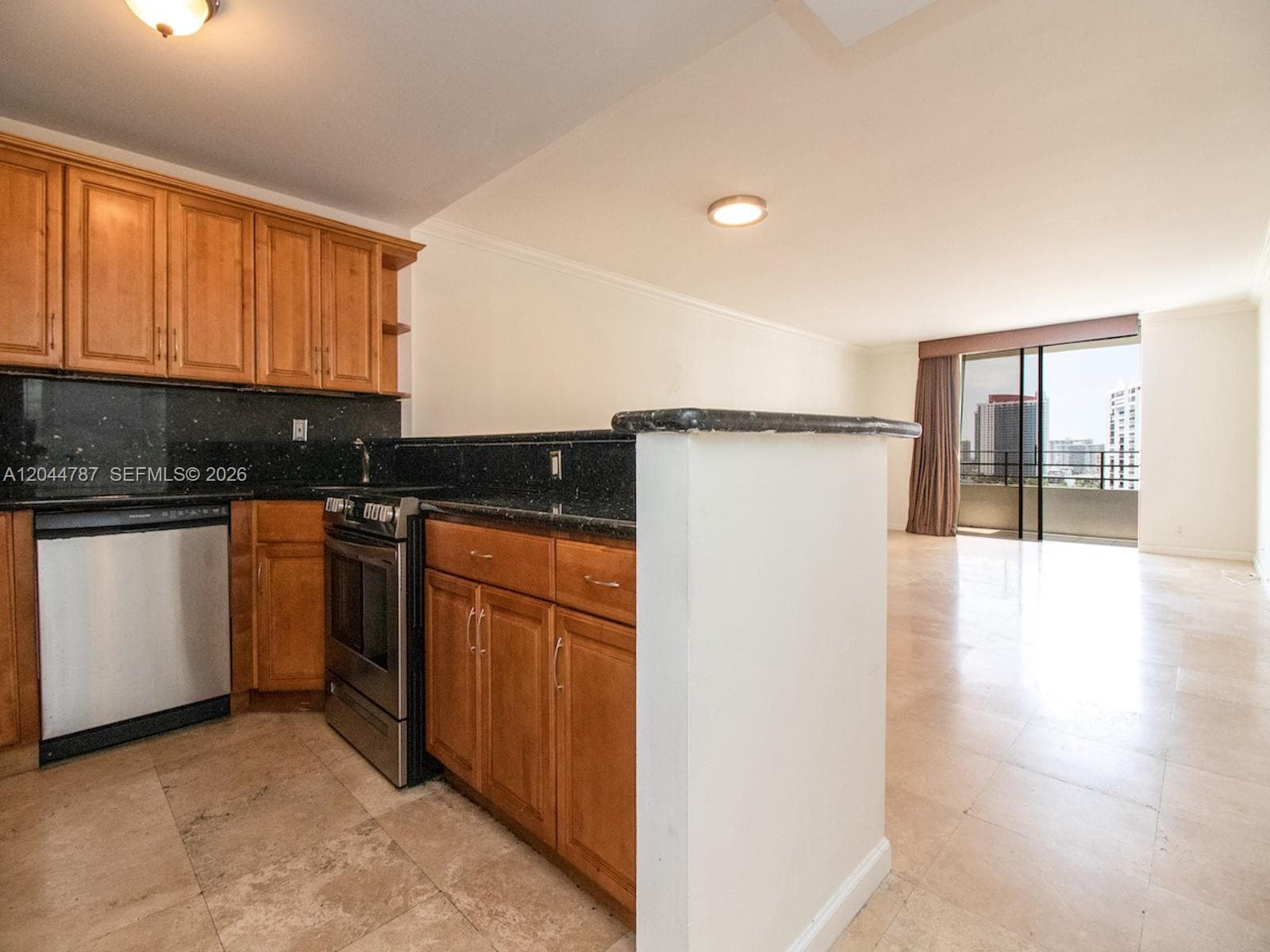 600 Three Islands Blvd 1218 photo 5