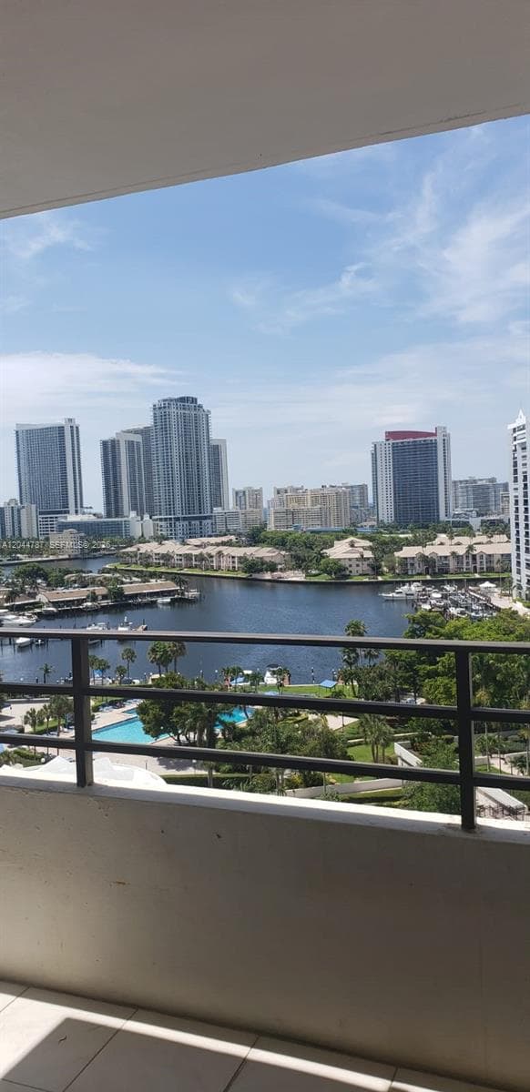 600 Three Islands Blvd 1218 photo 15
