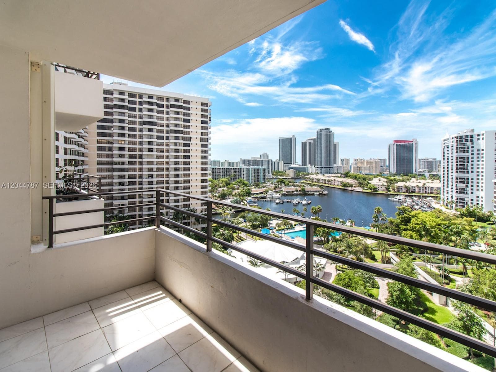 600 Three Islands Blvd 1218 photo 19