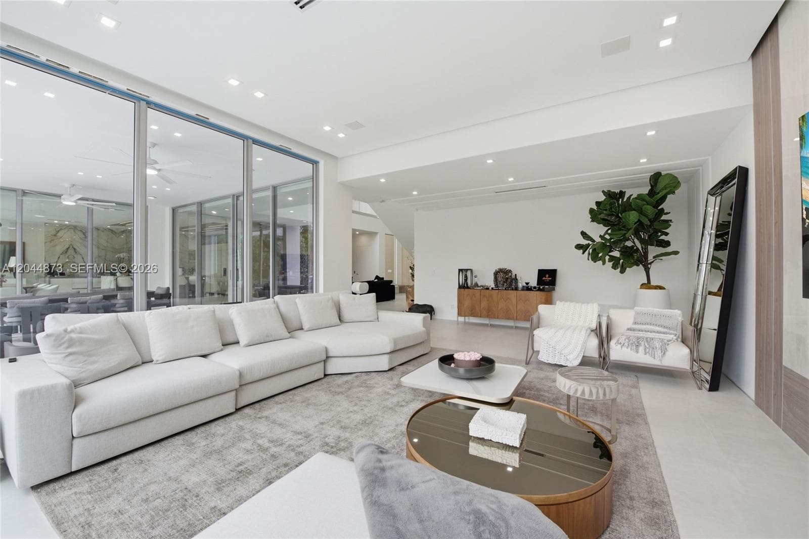 91 Fiesta Way photo 11
