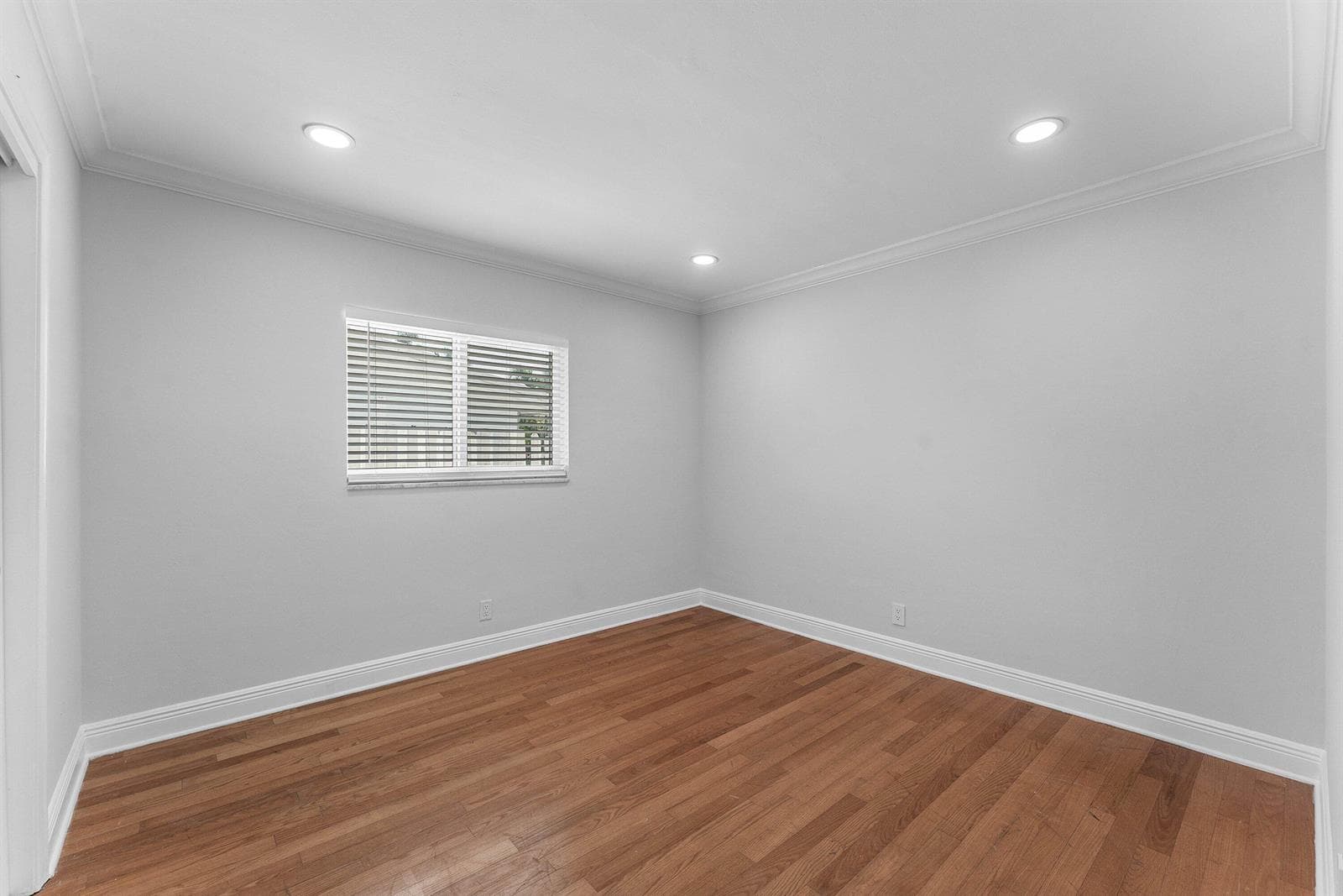 1525 SE 6th Street photo 25