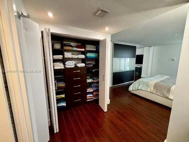 100 Bayview Dr 2124 photo 11