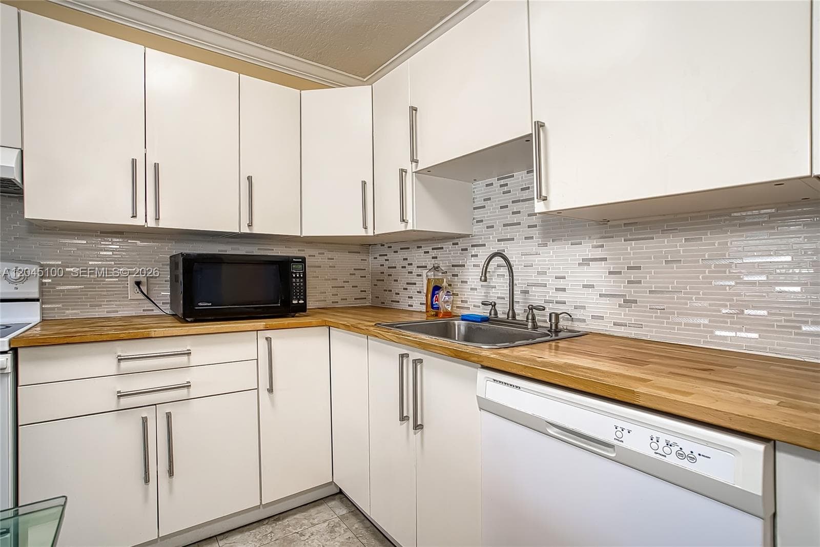 173 Ellesmere C 173 photo 2