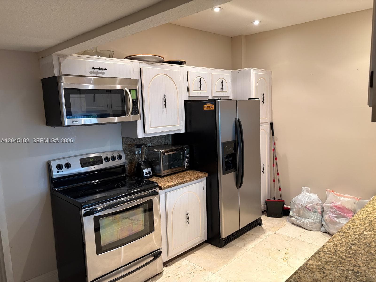 199 Ocean Lane Dr 113 photo 4