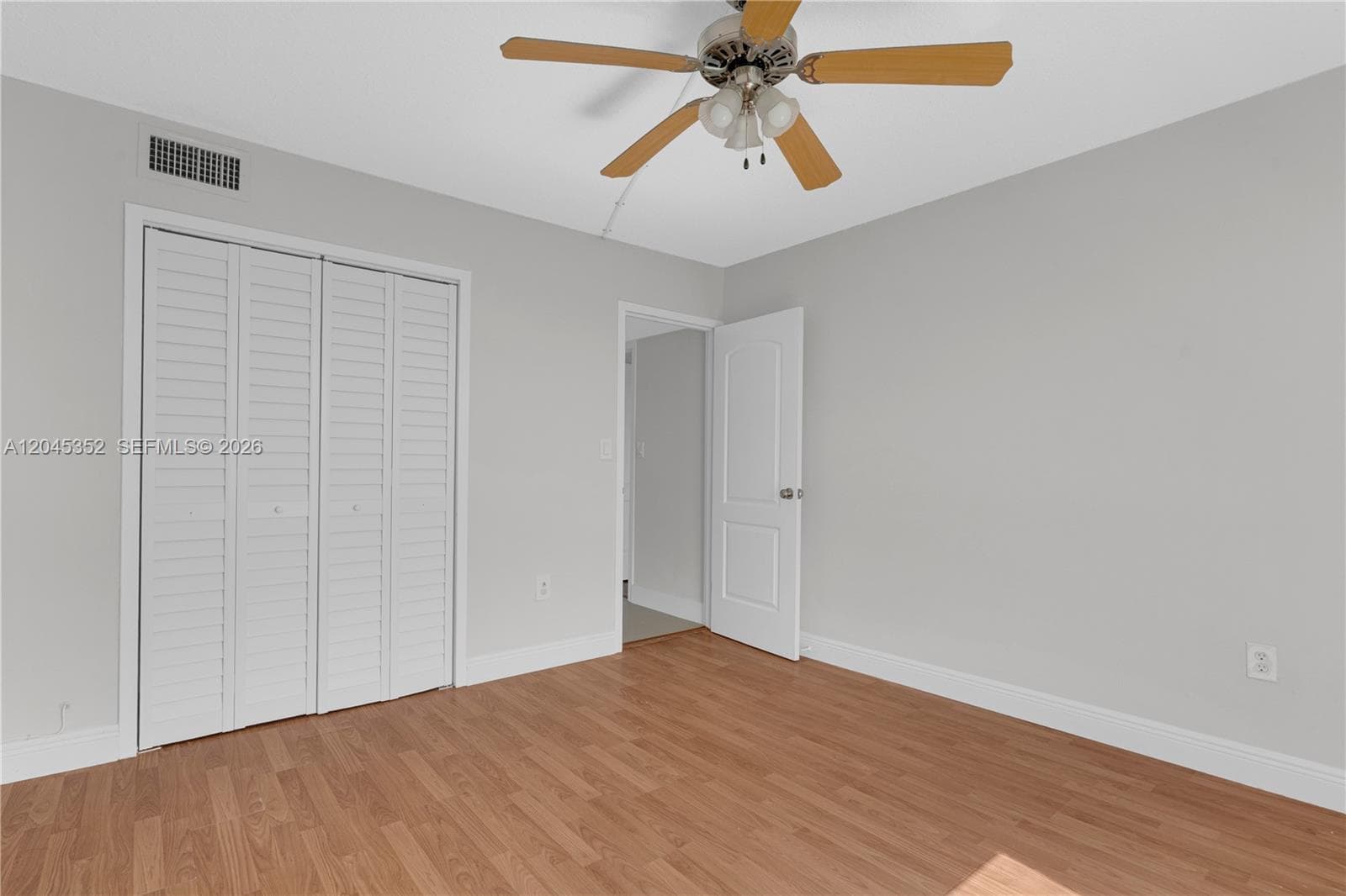 7928 West Dr 606 photo 24