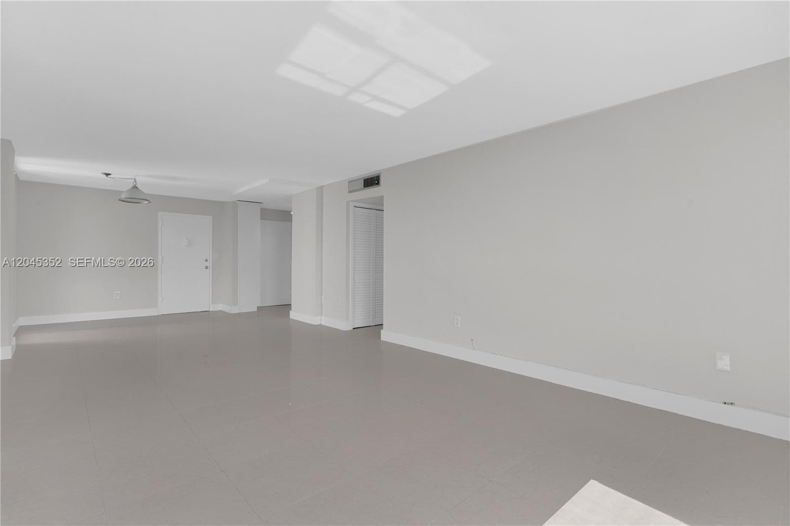 7928 West Dr 606 photo 15