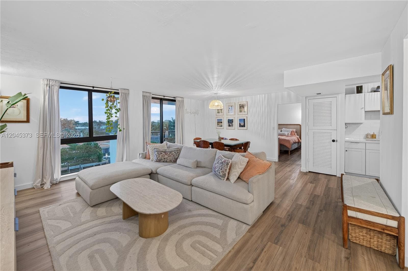 9800 W Bay Harbor Dr 503 photo 4