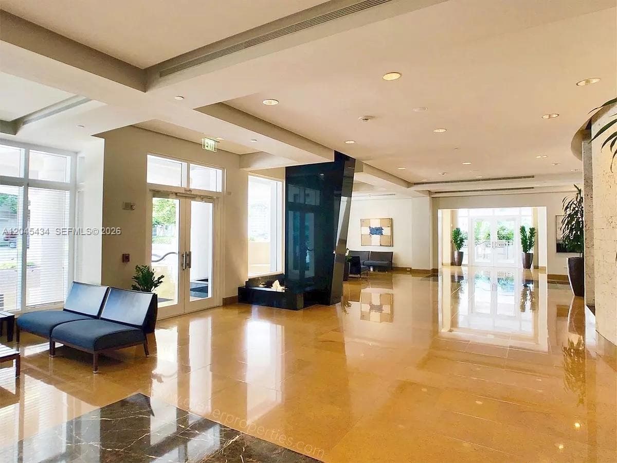 801 Brickell Key Blvd 2204 photo 5
