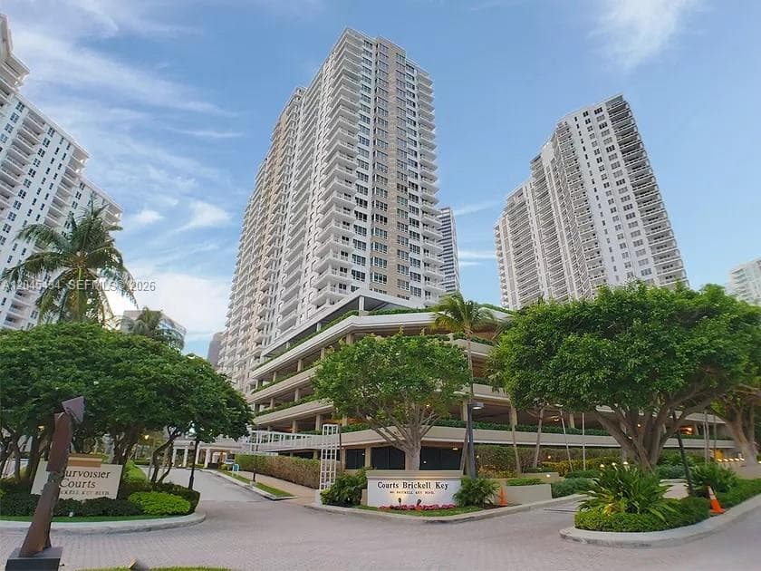 801 Brickell Key Blvd 2204 photo 4