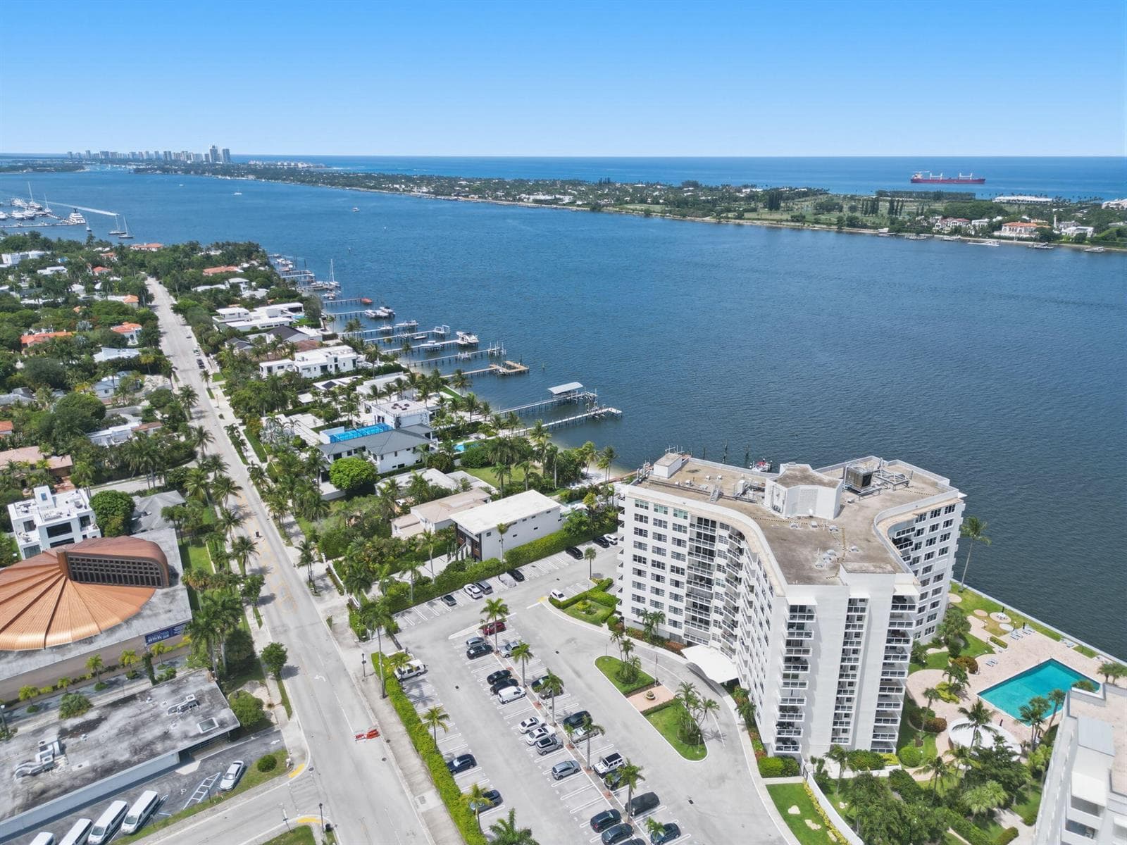 2800 N Flagler Drive 410 photo 2
