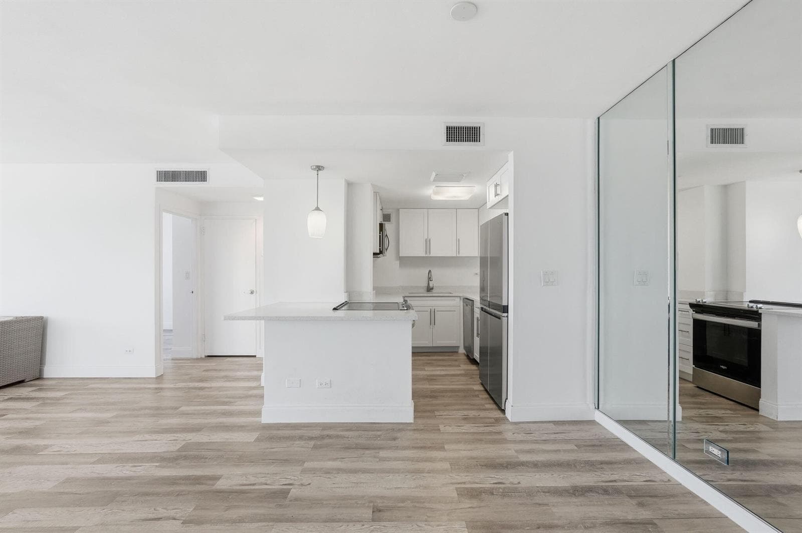 2800 N Flagler Drive 410 photo 12