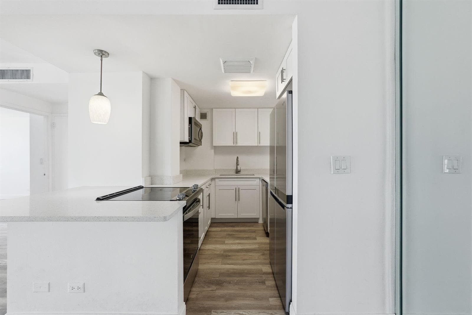 2800 N Flagler Drive 410 photo 14