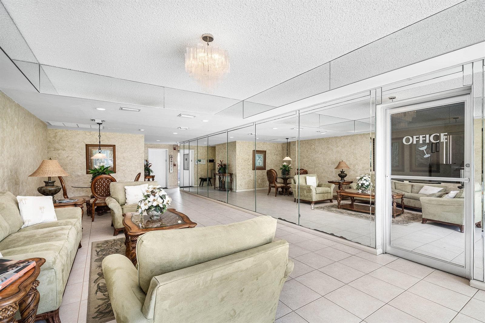 15 S Golfview Road 206 photo 25