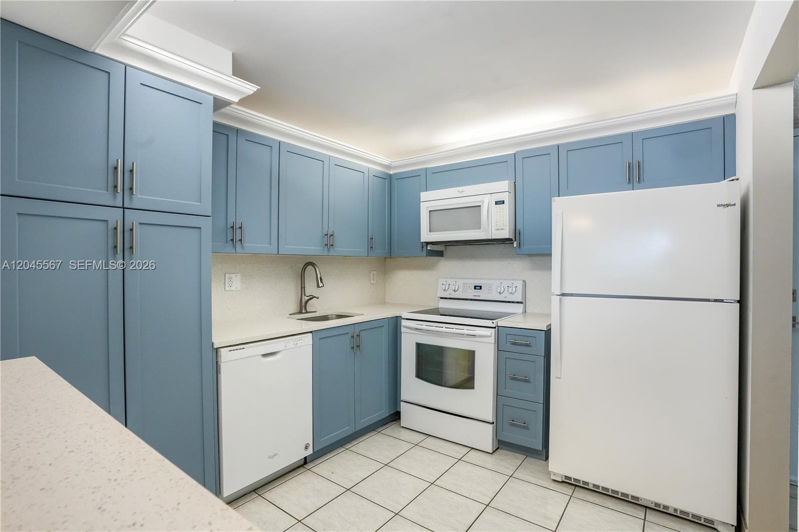 2301 S Ocean Dr 1006 photo 5