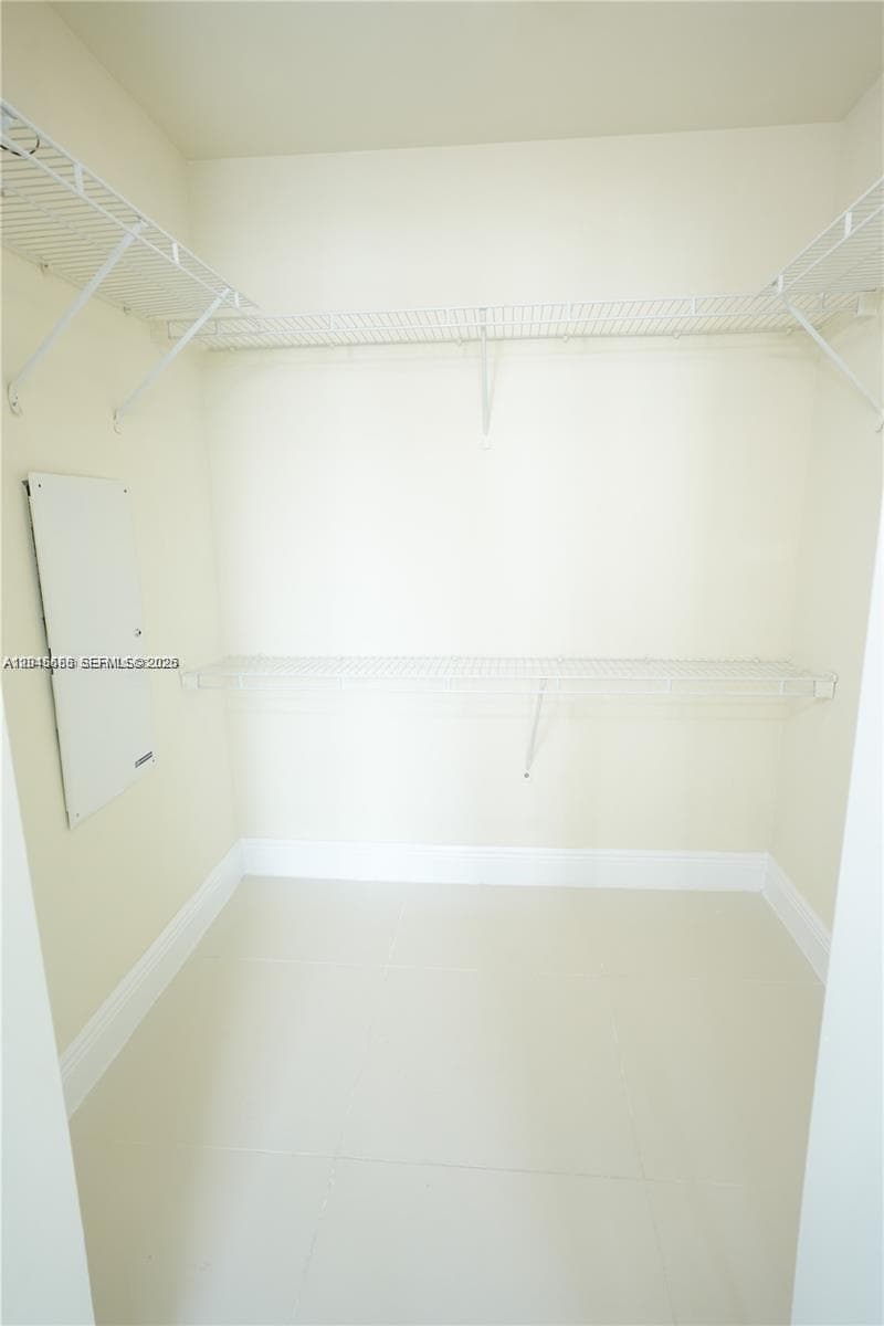 1861 NW S River Dr 2503 photo 7