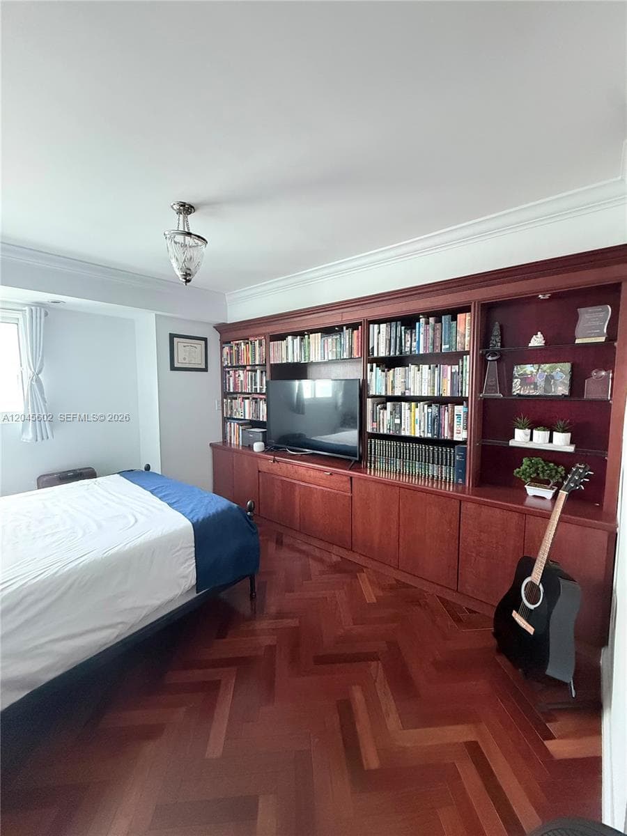 7600 Collins Ave 712 photo 16