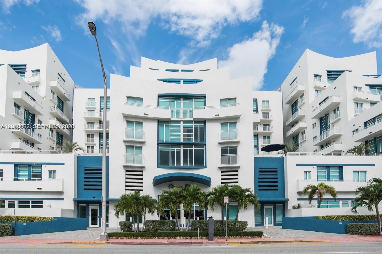 7600 Collins Ave 712 photo 1