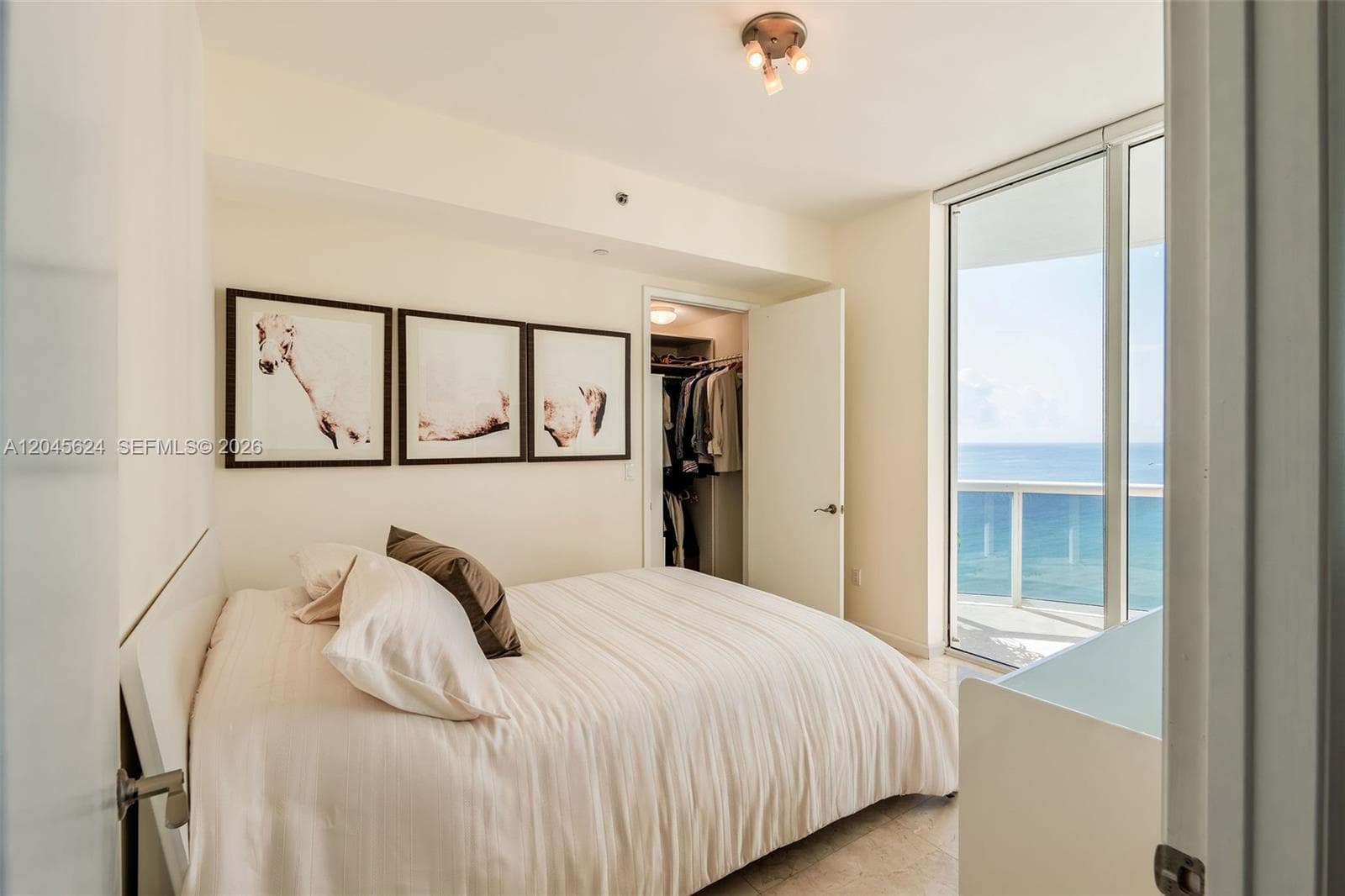 15901 Collins Ave 2502 photo 23