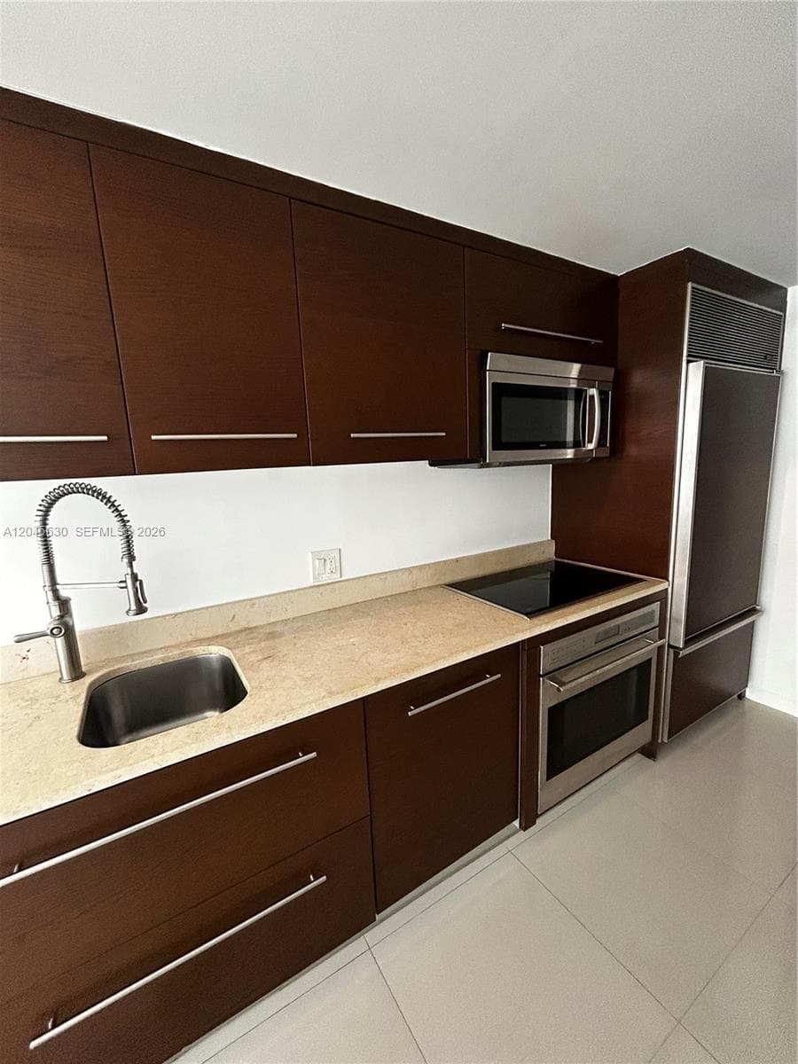 495 Brickell Ave 3106 photo 6