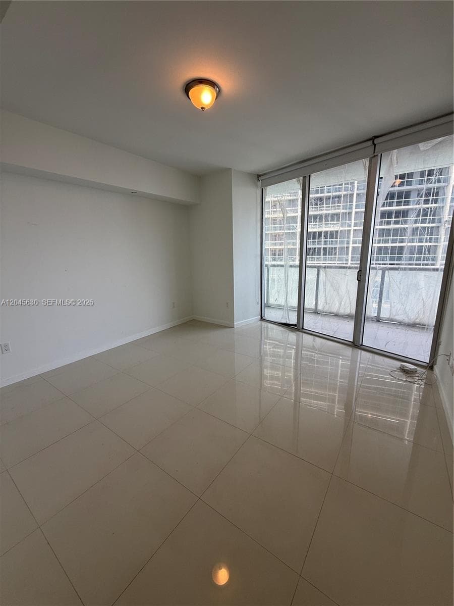 495 Brickell Ave 3106 photo 11