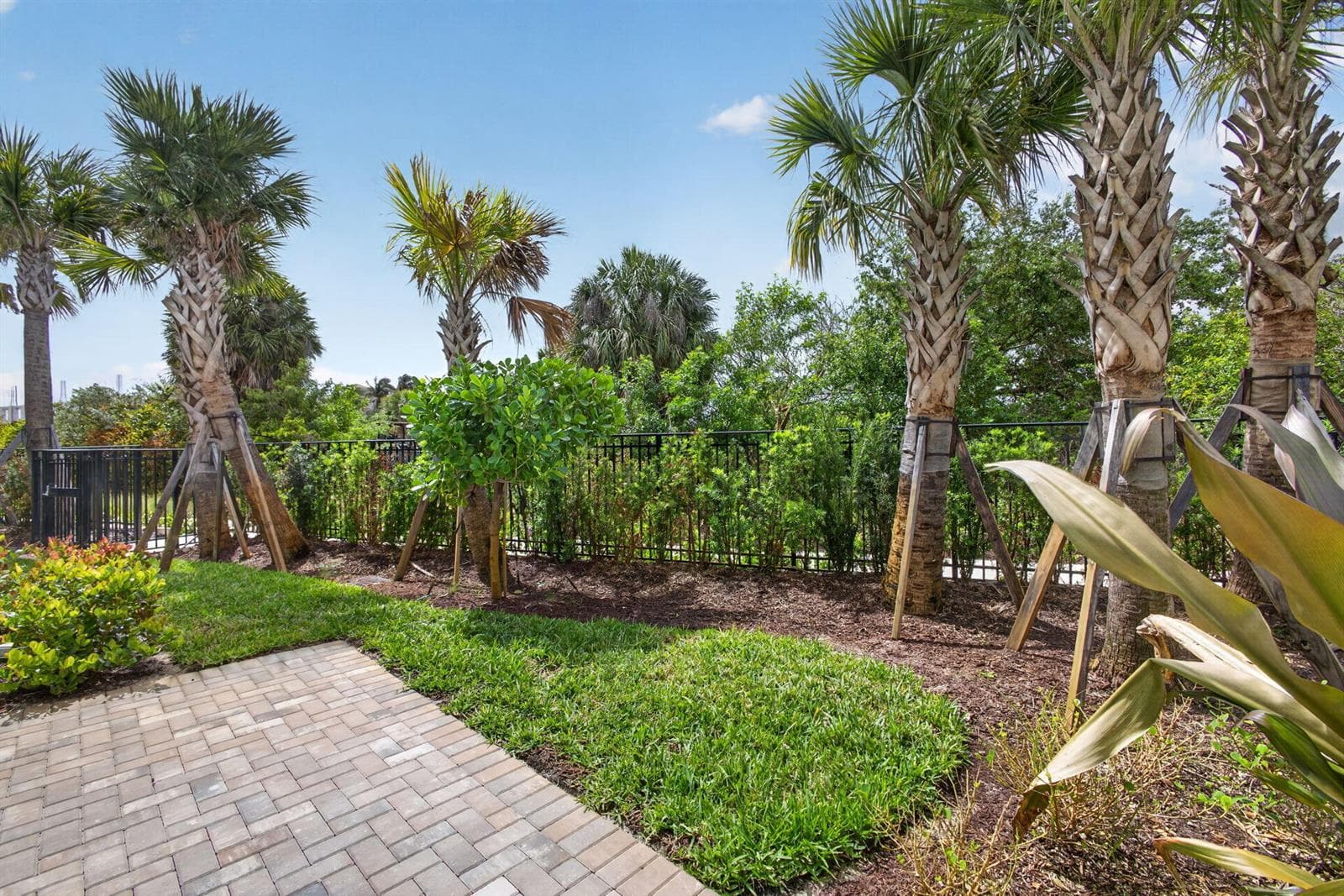 130 Water Pointe Place 7 photo 10
