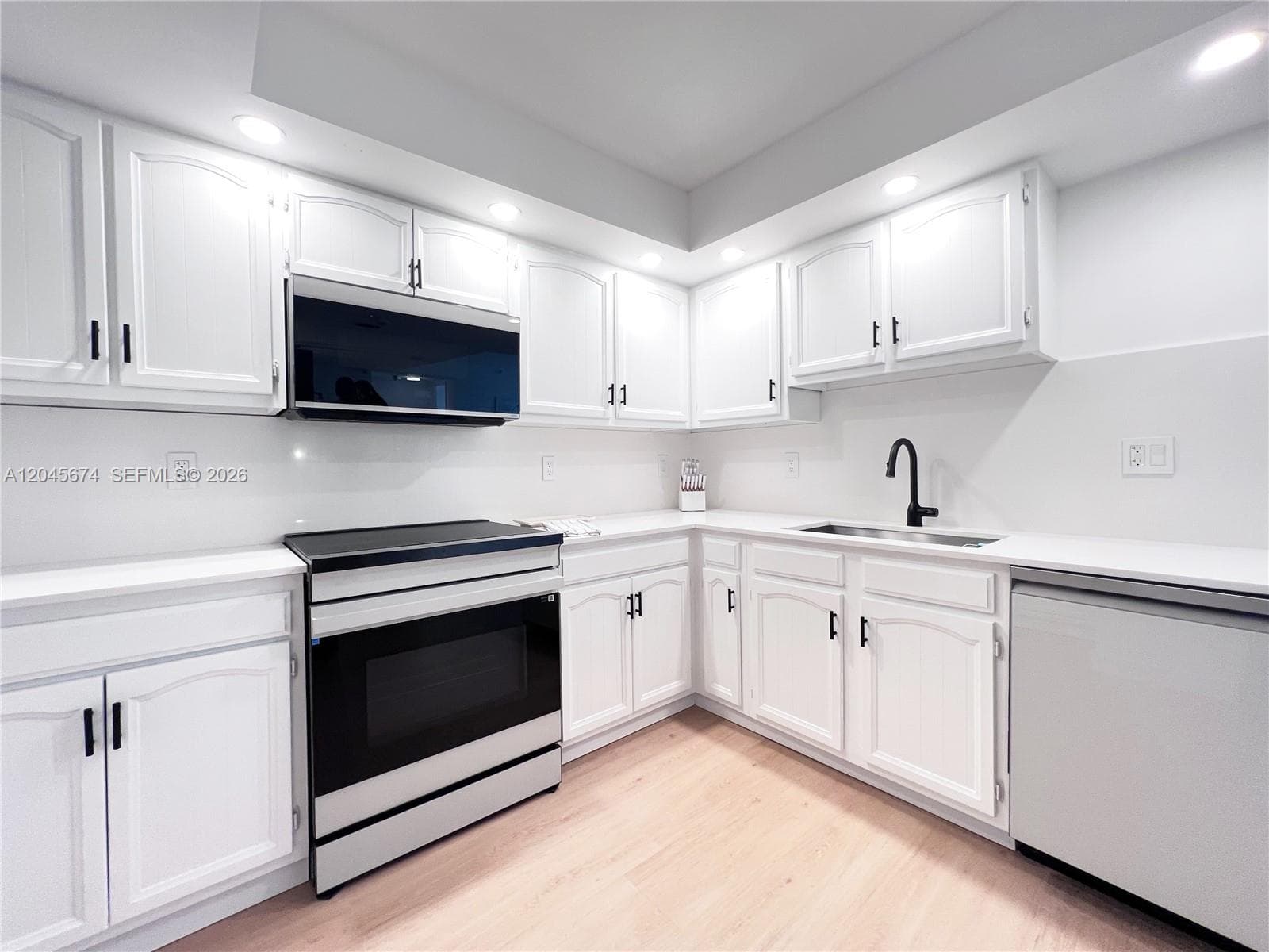 5100 N Ocean Blvd 503 photo 23