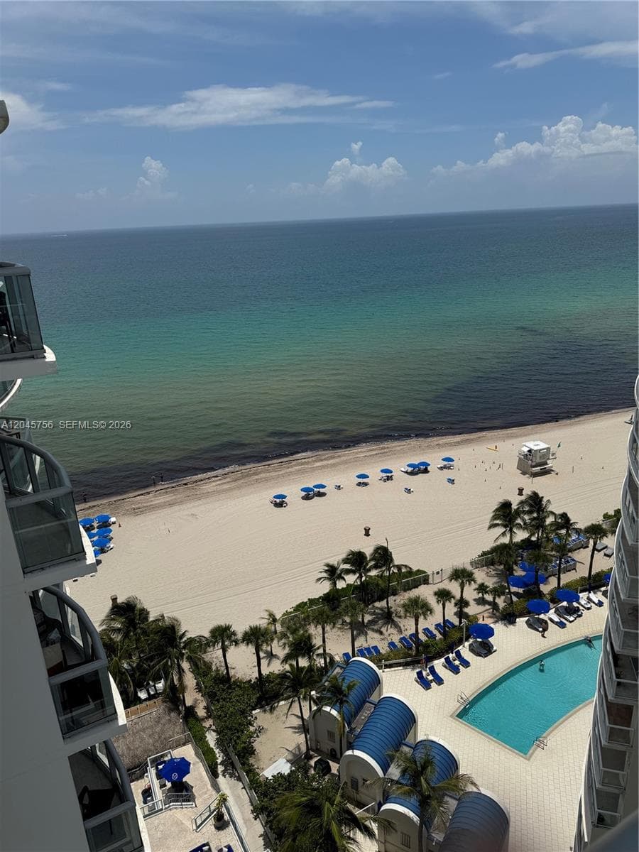 18683 Collins Ave 1610 photo 18