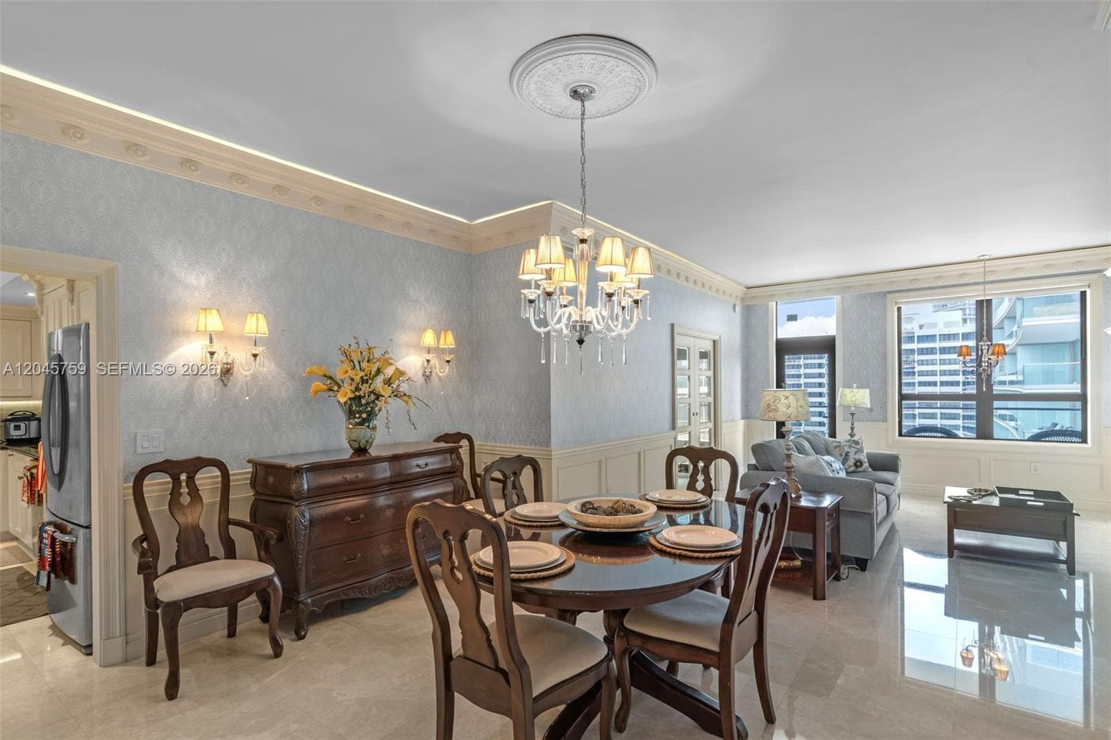 10185 Collins Ave PH23 photo 2