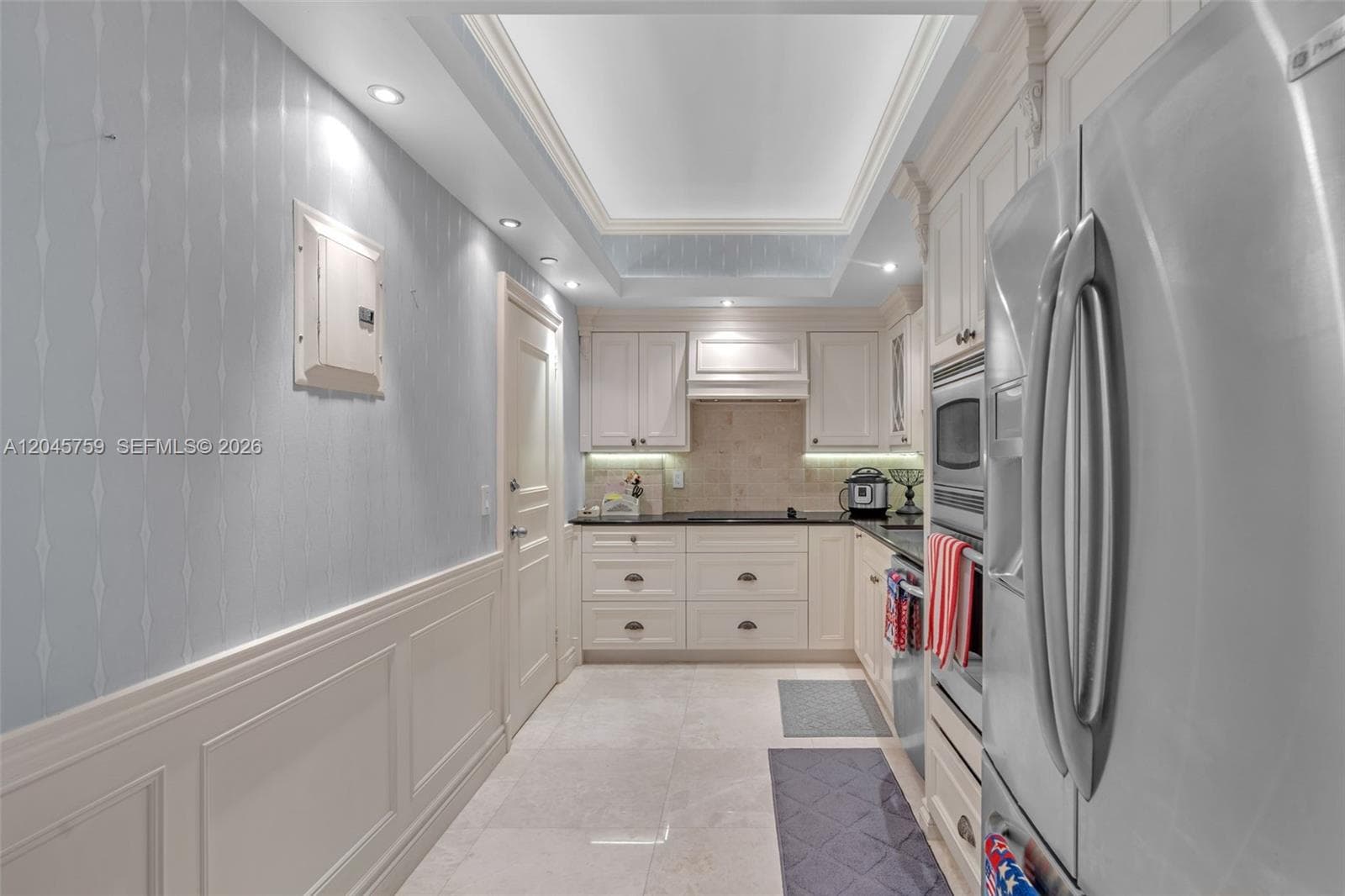 10185 Collins Ave PH23 photo 10