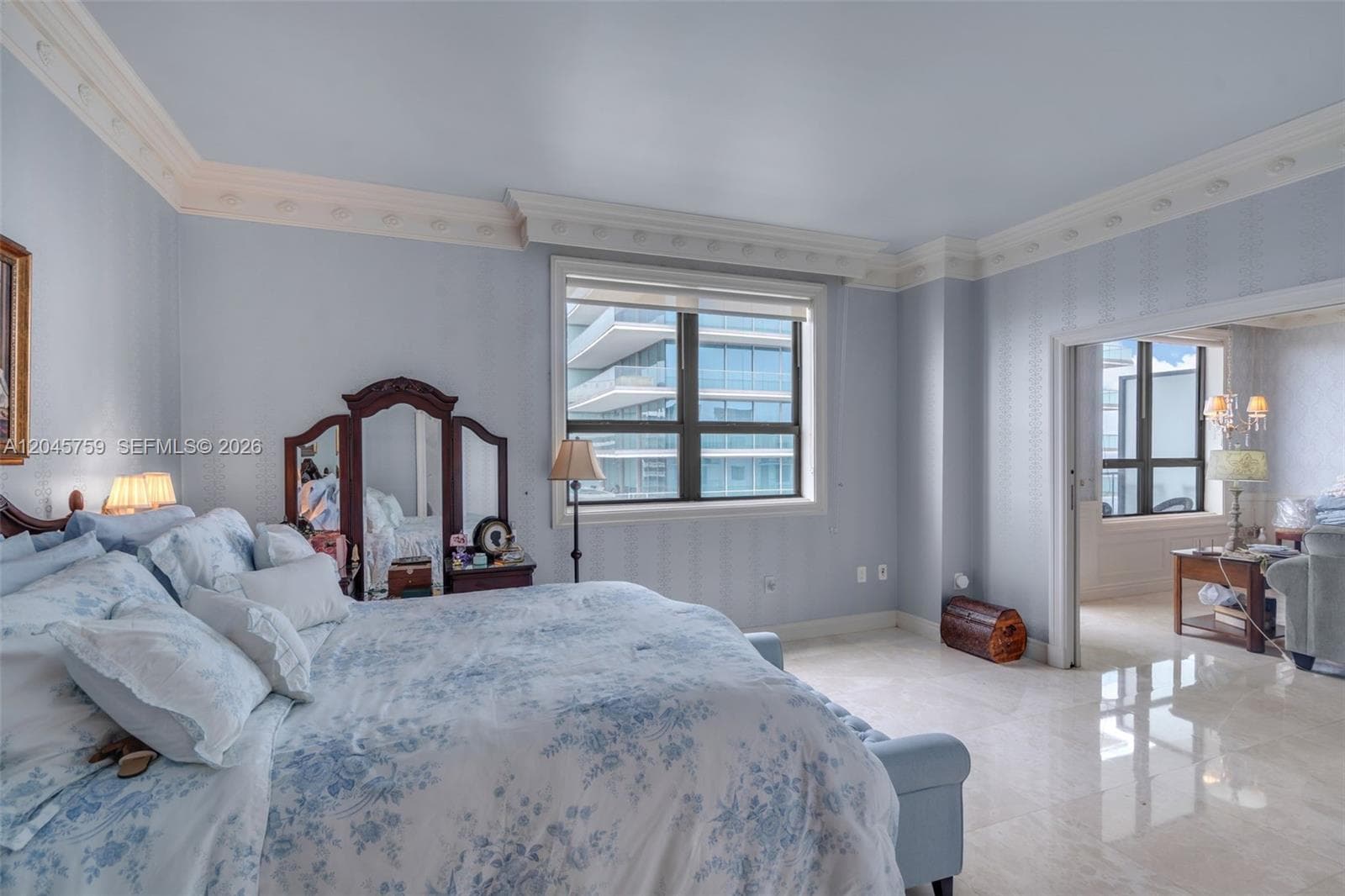 10185 Collins Ave PH23 photo 14
