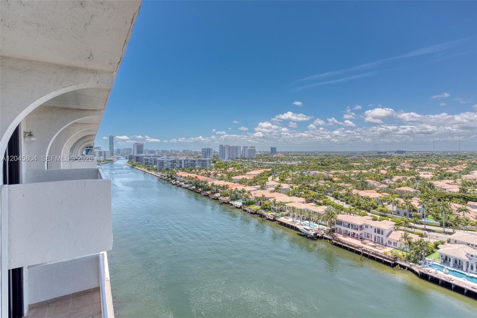1500 S Ocean Dr PHE photo 22