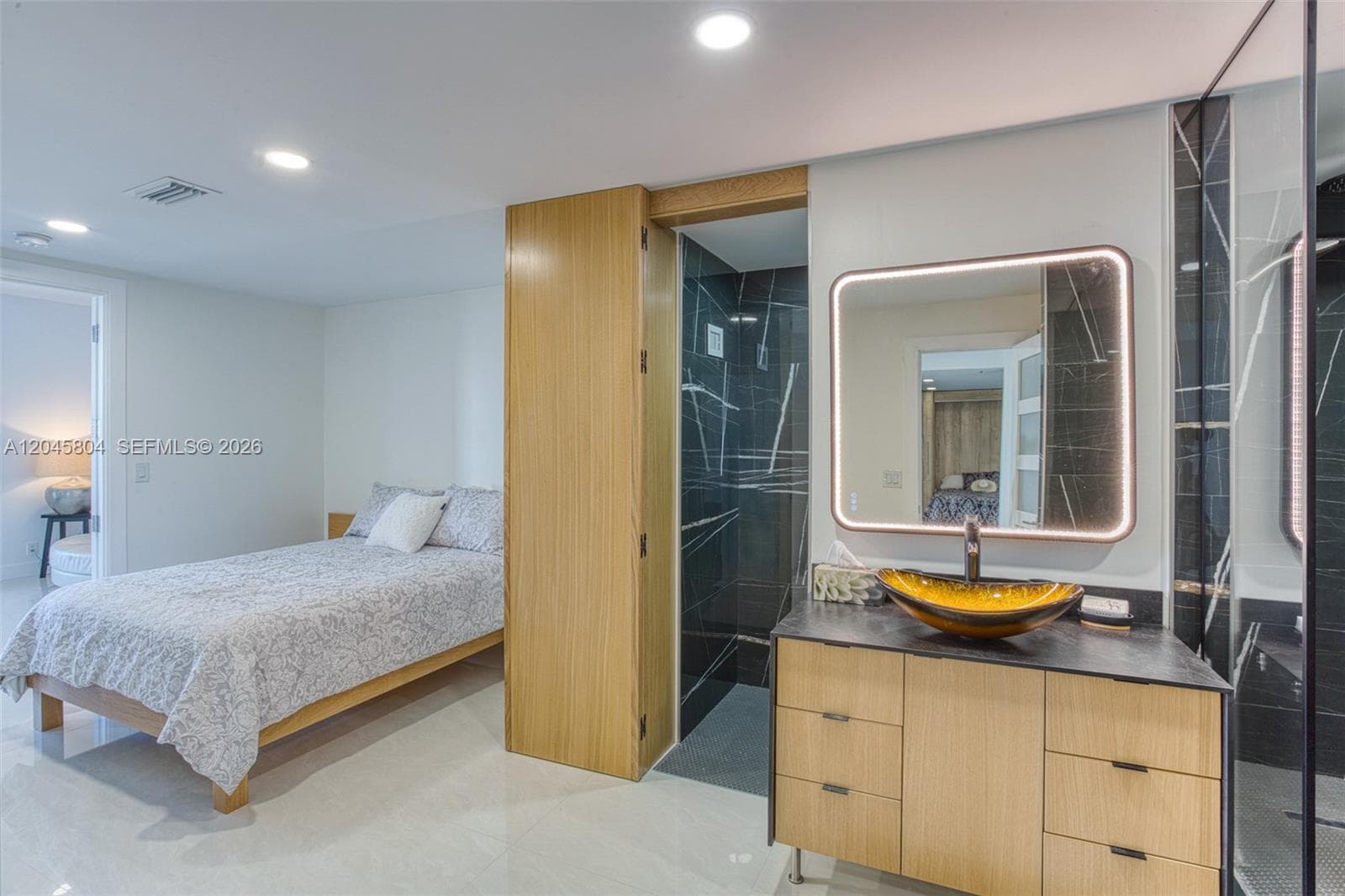 1500 S Ocean Dr PHE photo 19