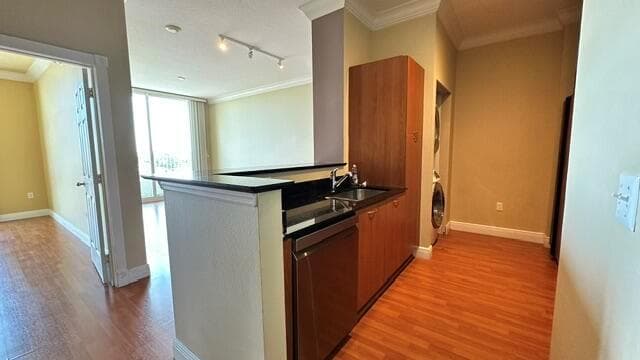 100 NE 6th Street 709 photo 4