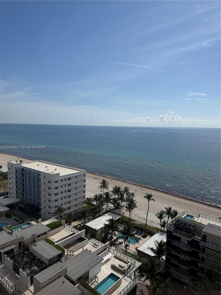 2201 S Ocean Dr 1905 photo 1