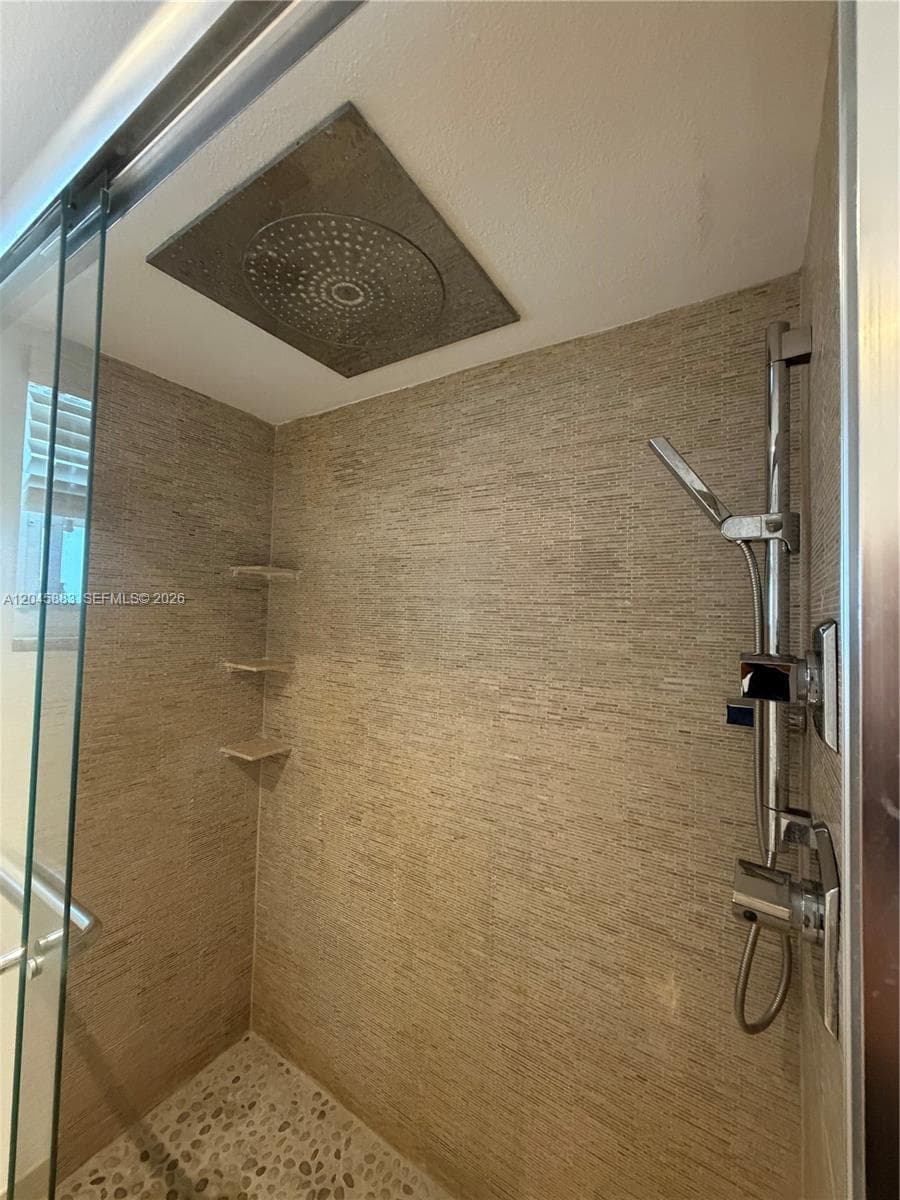 2201 S Ocean Dr 1905 photo 18