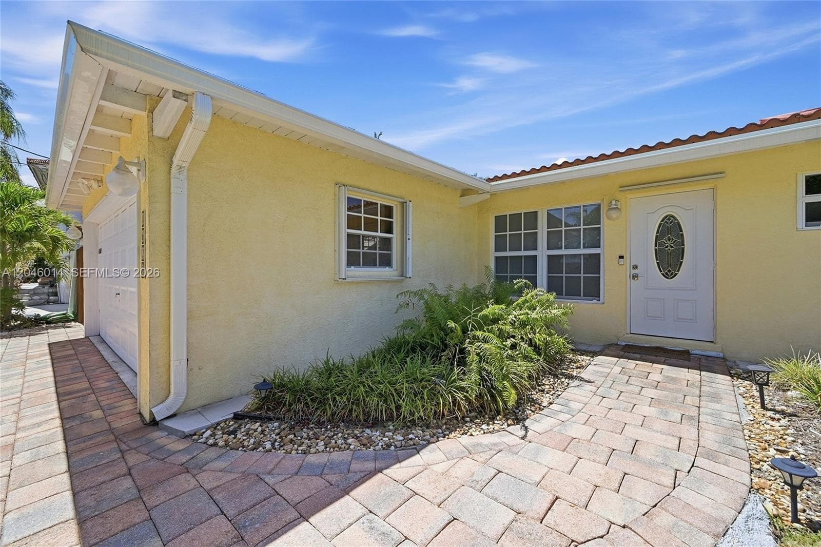 1625 SW 5th Ct photo 5