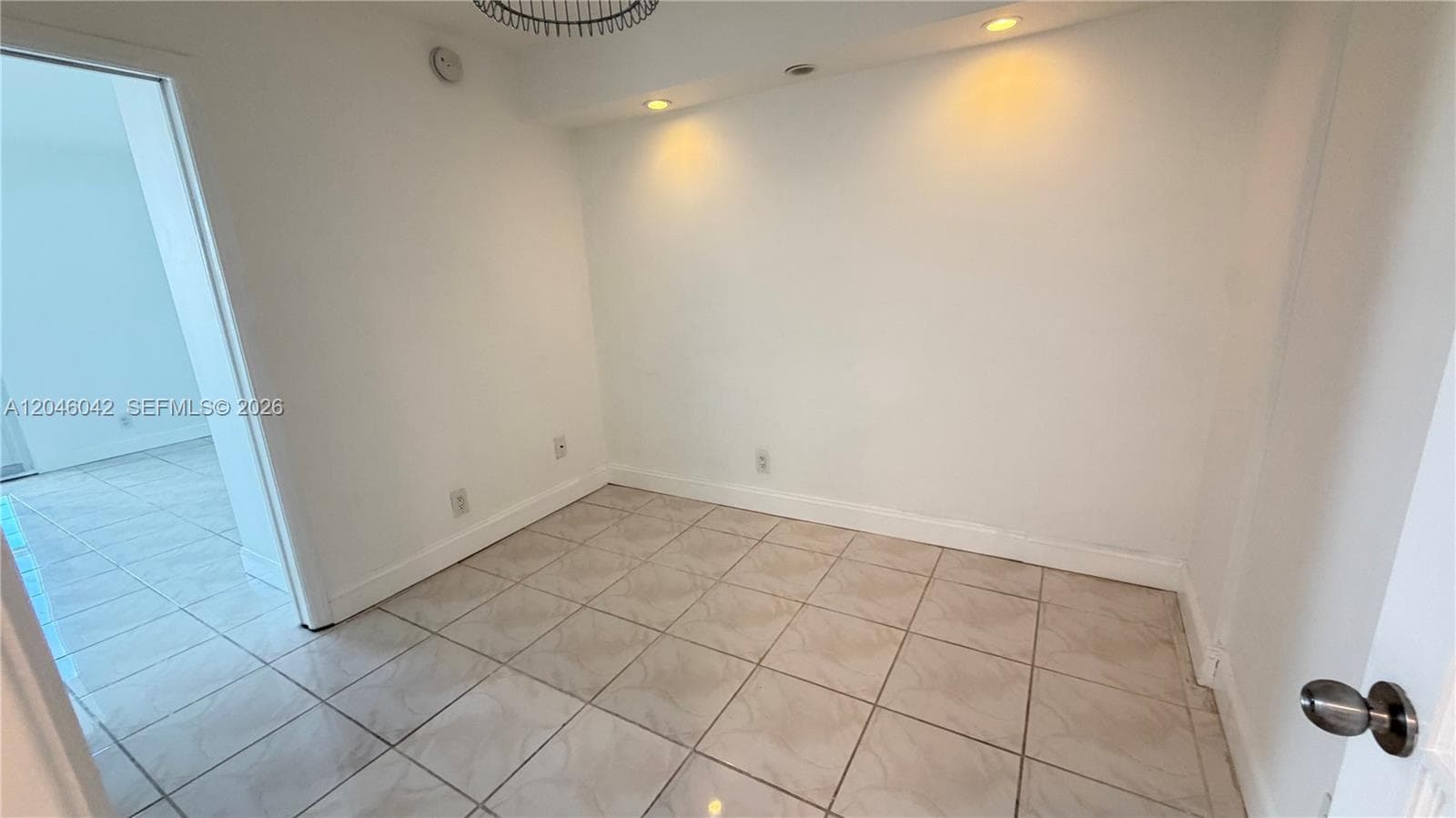 100 Bayview Dr 509 photo 11