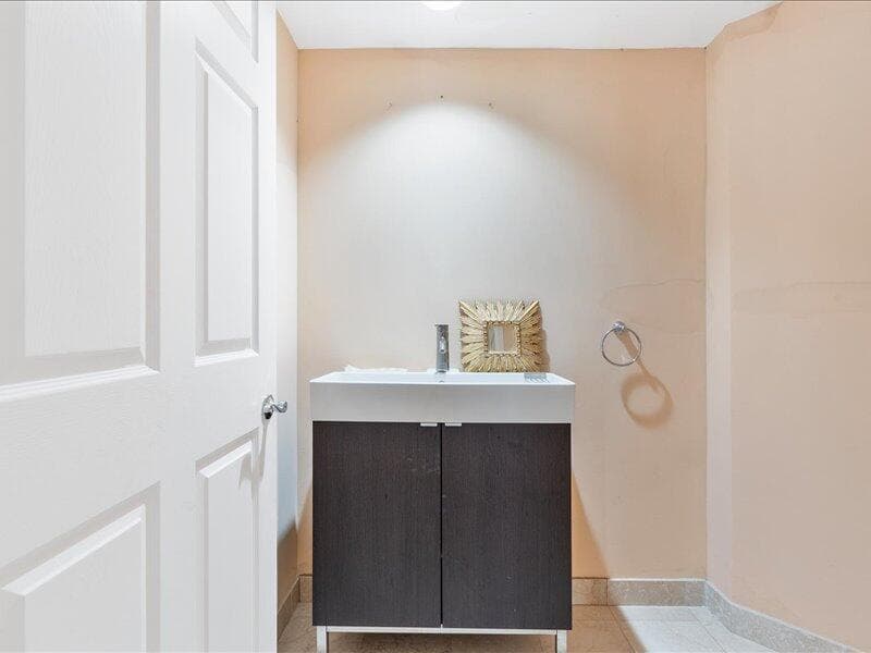 3370 SW Hidden Bay Drive 2409 photo 23