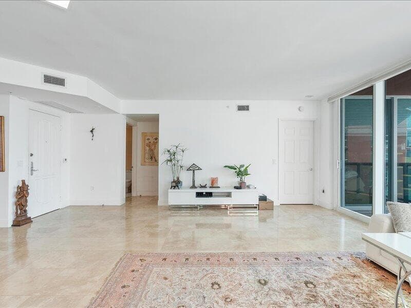 3370 SW Hidden Bay Drive 2409 photo 9