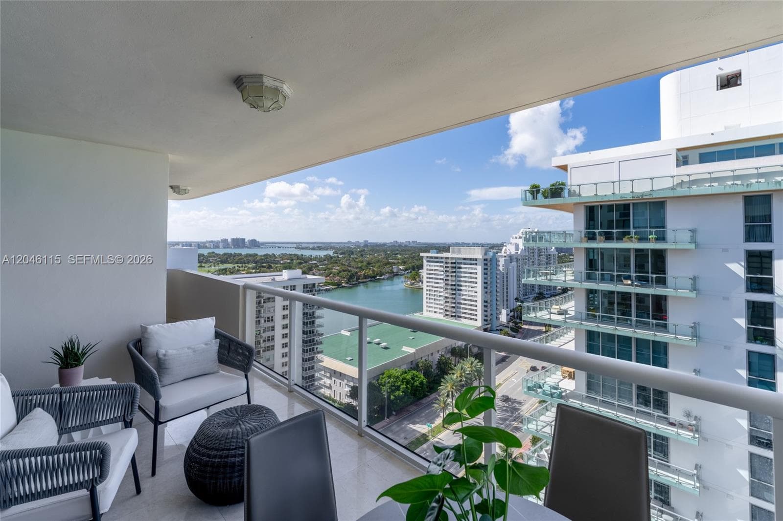5757 Collins Ave 2207 photo 5