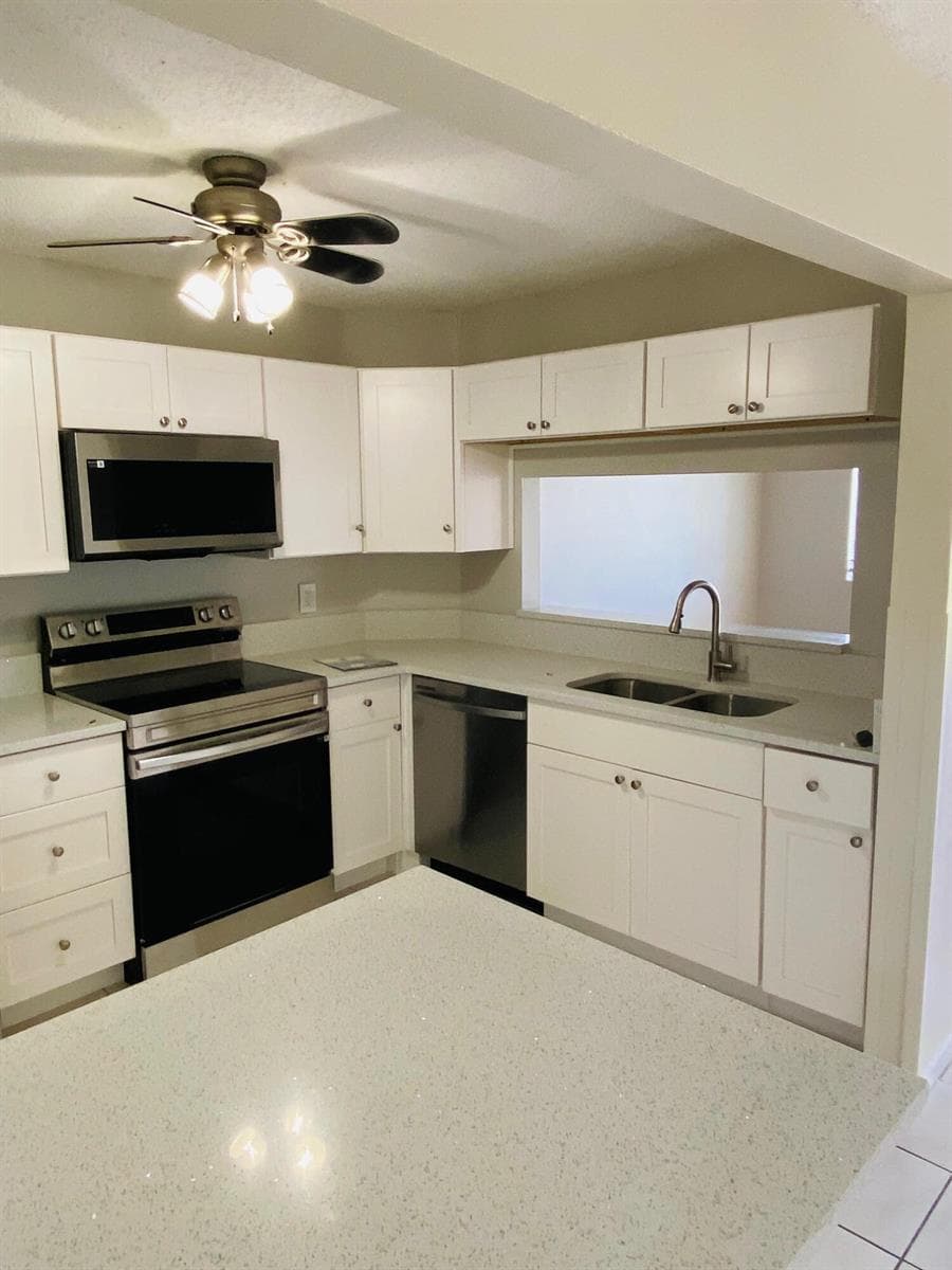 2217 Discovery Circle W photo 21