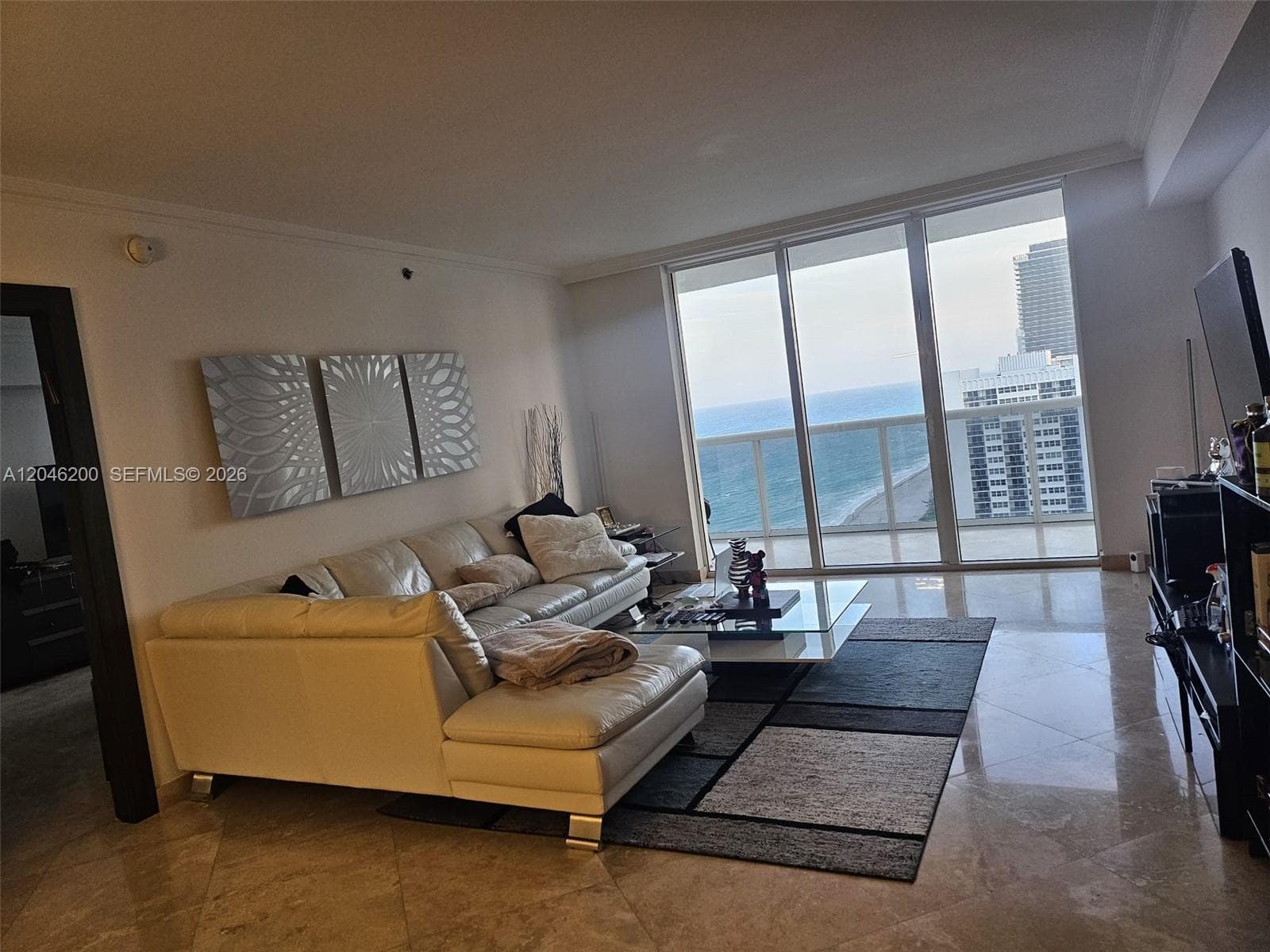 1830 S Ocean Dr 2403 photo 6