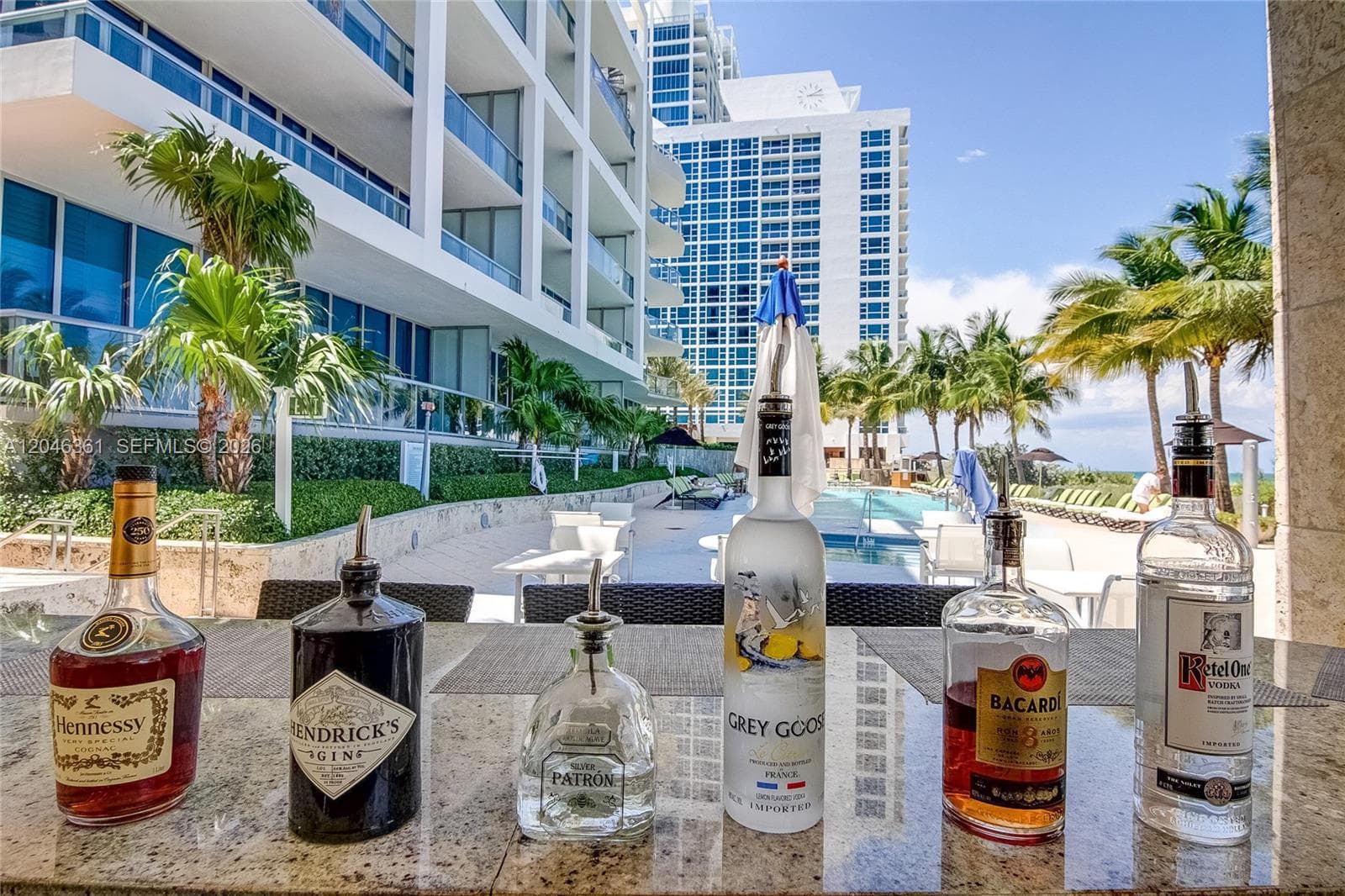 6801 Collins Ave 608 (door 616) photo 15
