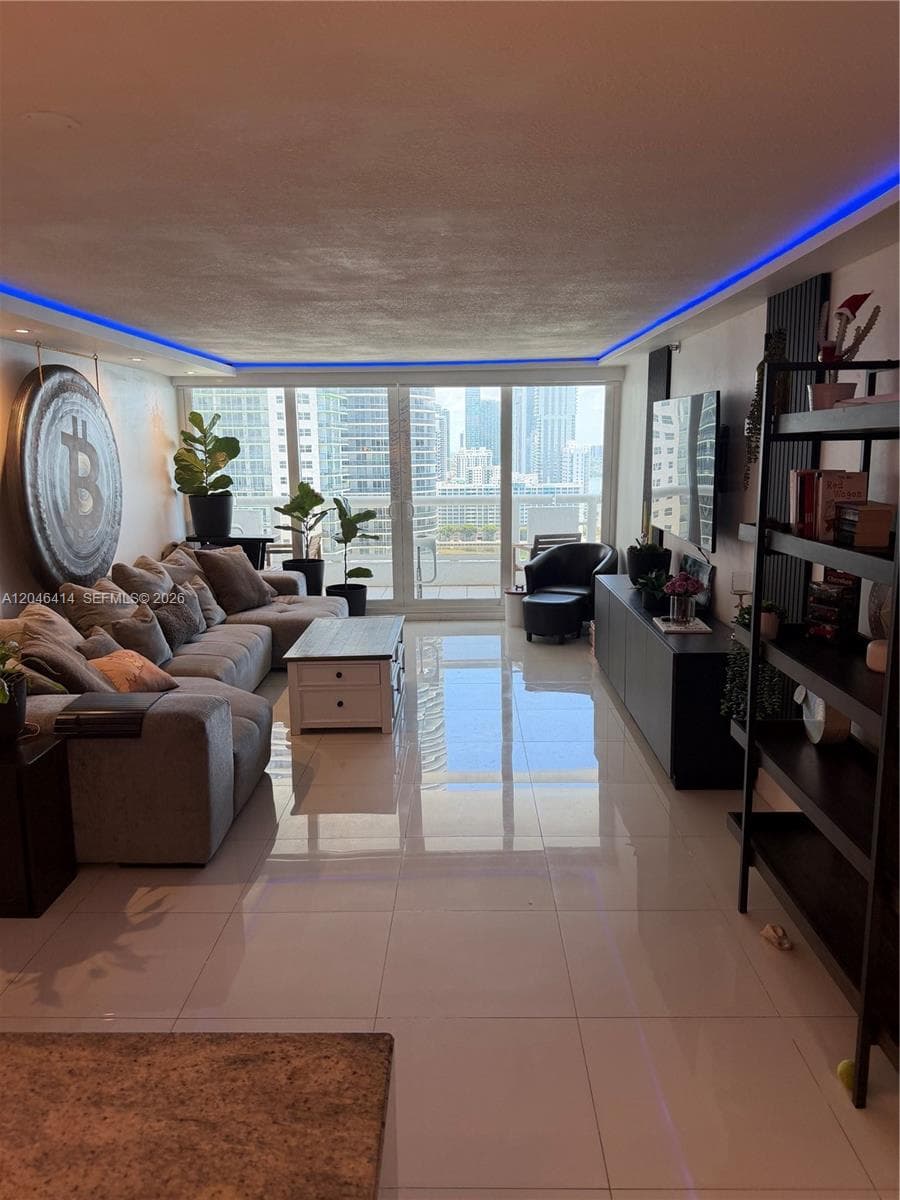 1717 N Bayshore Dr A-2847 photo 1
