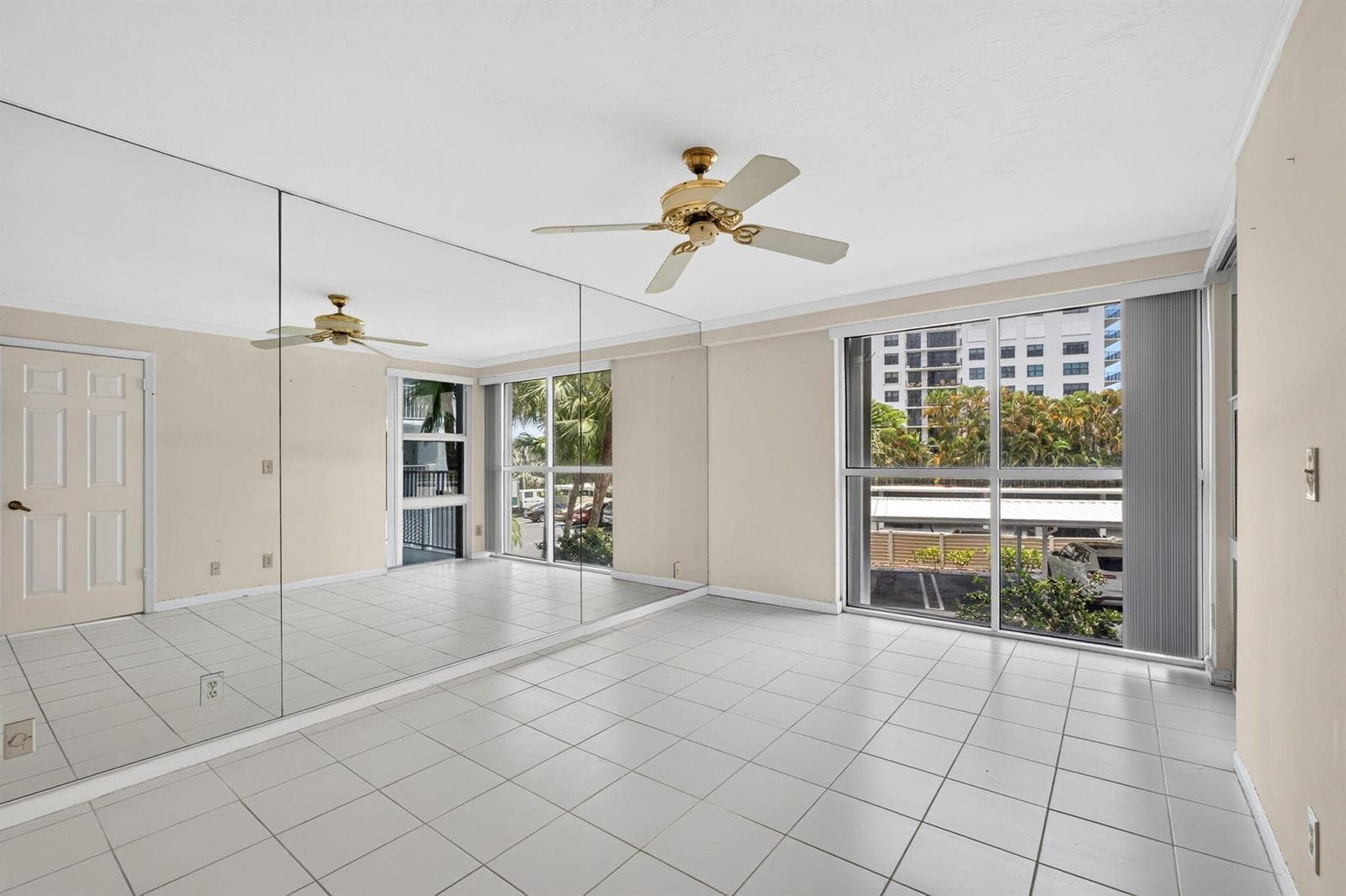 3901 S Flagler Drive 204 photo 17