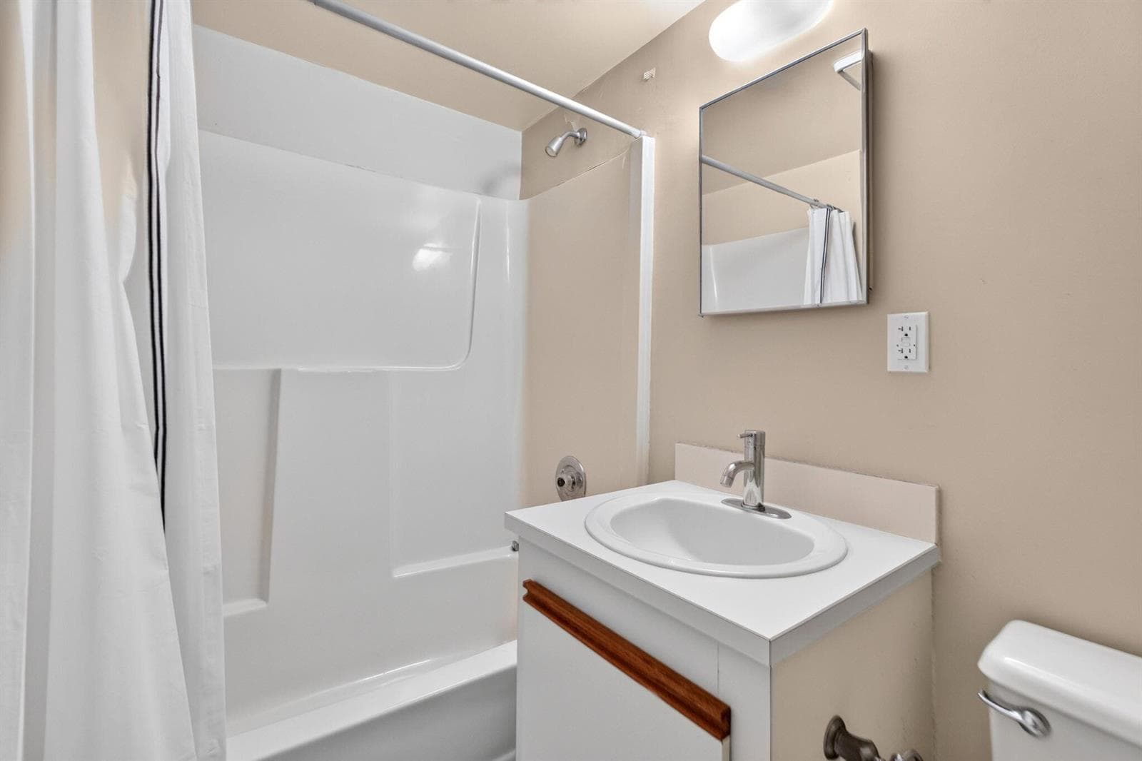 3901 S Flagler Drive 204 photo 16