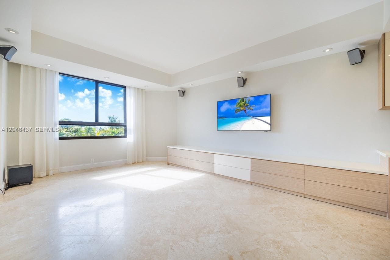 151 Crandon Blvd 439 photo 9