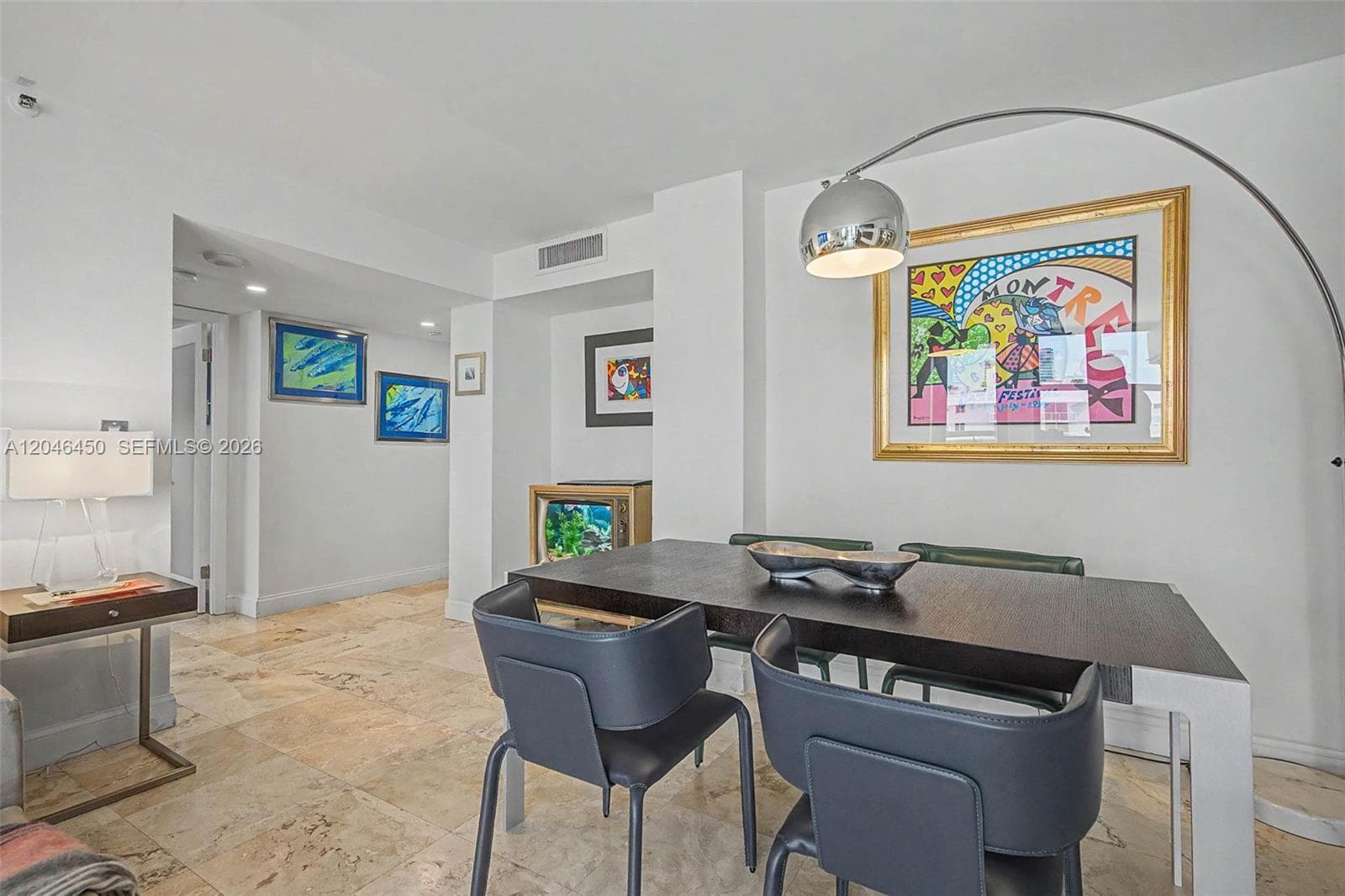 2555 Collins Ave 1814 photo 19